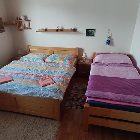 Privat Bea Lägenhet Podturen Exteriör bild